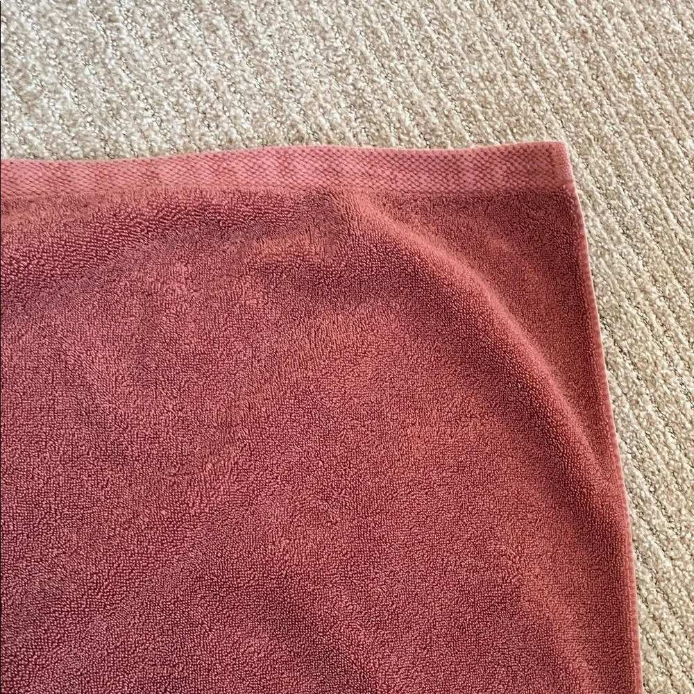 Luxurious Rose Bath Towel